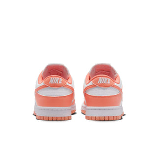 Tenis Mujer Nike Dunk Low Next Nature Light Wild Mango vista atras