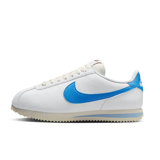 Tenis Mujer Nike Cortez Blanco Azul vista lateral principal