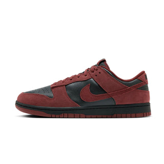 Tenis Hombre Nike Dunk Low Retro SE Rojo Negro Oscuro vista lateral principal