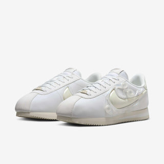 Tenis Mujer Nike Cortez LX Summit White Glass vista par frontal
