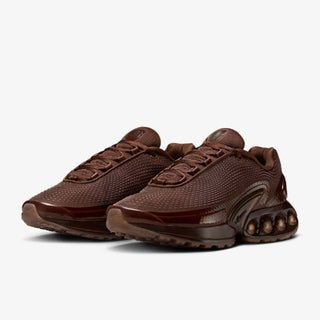 Tenis mujer Nike Air Max Dn x Isamaya Ffrench Chocolate vista par frontal