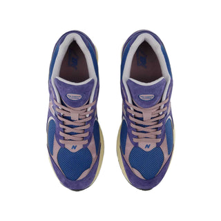 Tenis Unisex New Balance 2002R Morado vista par superior
