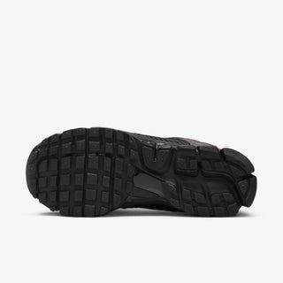 Tenis Mujer Nike Zoom Vomero 5 Burgundy Crush vista suela