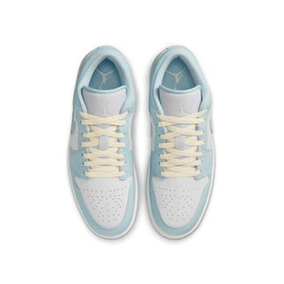 Tenis Hombre Air Jordan 1 Low SE Azul Glaciar Blanco vista par superior