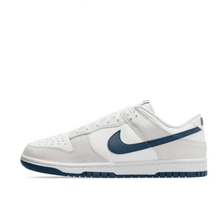 Tenis Hombre Nike Dunk Low Summit White and Midnight Navy vista lateral principal