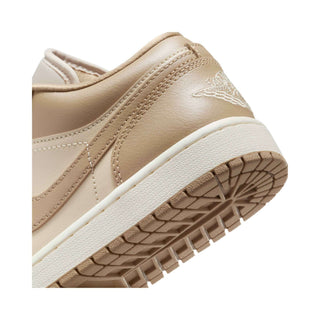 Tenis Mujer Air Jordan 1 Low Rattan Desierto vista zoom talon