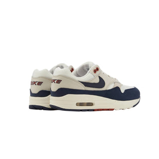 Tenis Mujer Nike Air Max 1 LX Obsidian Beige vista par atras