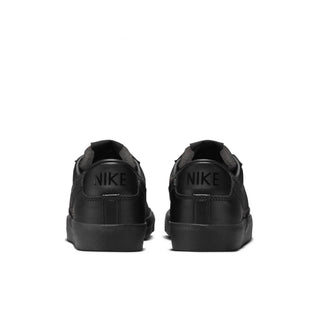 Tenis Mujer Nike Blazer Low 77 Black vista par atras