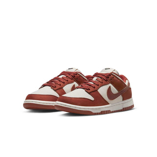 Tenis Mujer Nike Dunk Low LX Cafe Naranja vista par frontal