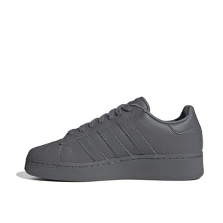 Tenis Unisex adidas Superstar XLG Gris Vista Frontal vista lateral principal