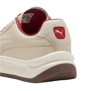 Tenis Unisex Puma GV Special Palais Artisan Beige vista atras